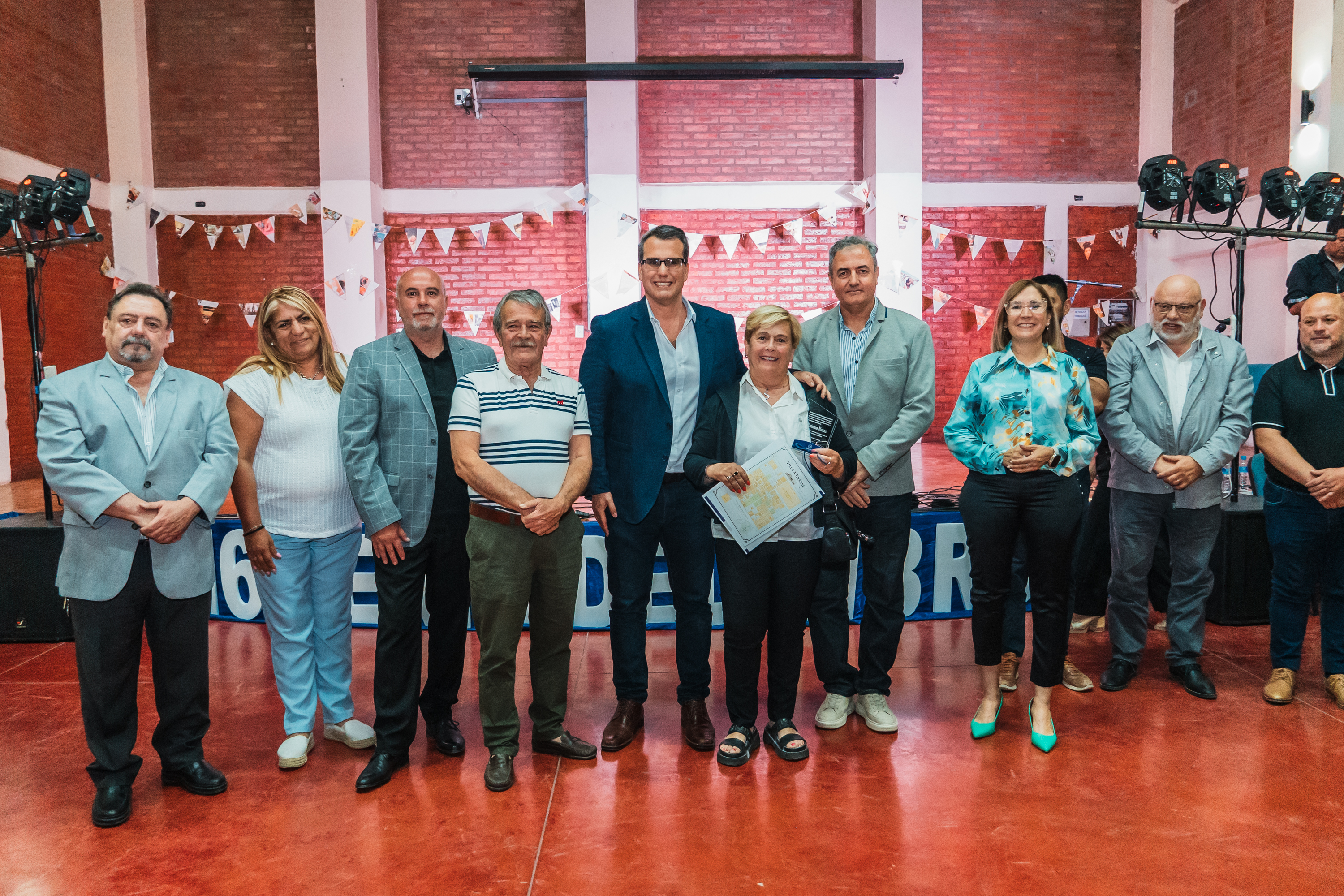 EL CONCEJO DISTINGUIÓ A VECINOS DE VILLA KRAUSE EN EL MARCO DEL 112° ANIVERSARIO